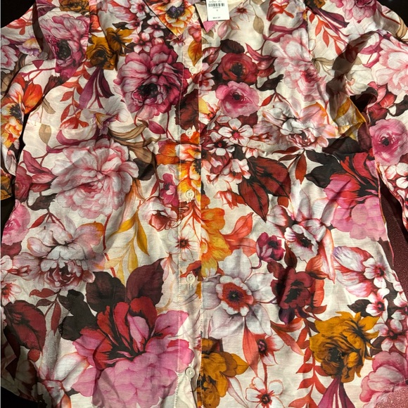Brand new with tags Express Floral Portofino half Sleeve Shirt - Picture 2 of 5